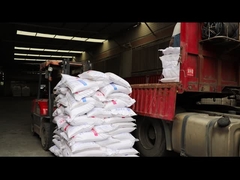 Bột hỗn hợp khuôn Melamine đang được tải và vận chuyển