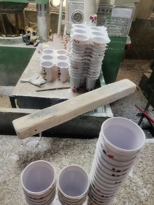 25kgs / túi Urea Formaldehyde Resin Bột Công nghiệp Cấp cho Melamine Tablewave