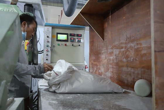 99,8% phút Bột Melamine nguyên chất Bột nhựa Melamine cấp công nghiệp 25KGS / TÚI