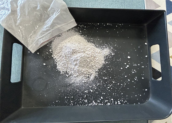 99.9% độ tinh khiết Melamine nguyên liệu thô bột kính Không độc hại 25kg / túi Cyanuramide