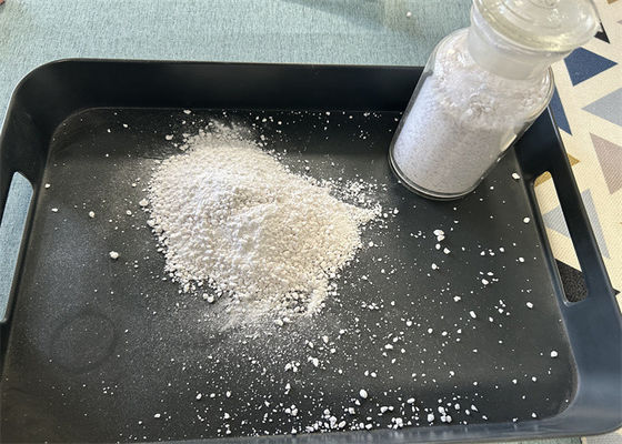 99.9% độ tinh khiết Melamine nguyên liệu thô bột kính Không độc hại 25kg / túi Cyanuramide