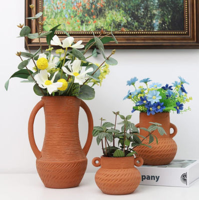 Mở miệng gốm hoa bình trang trí nhà nông thôn