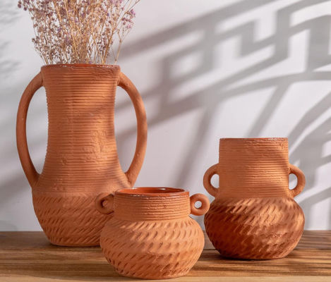 Mở miệng gốm hoa bình trang trí nhà nông thôn