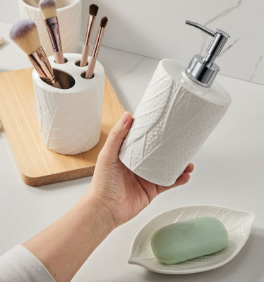 4 PCs White Ceramic Toothbrush Holder Không có chì