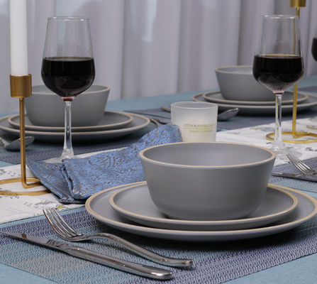 Gufaith 4 Melamine Dinnerware Set đĩa và bát 12 PC