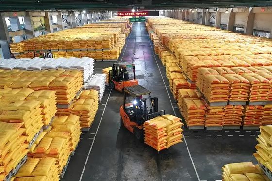 Thủy tinh không mùi melamine đúc bột nhựa hai năm tuổi thọ Ai Cập nhà máy