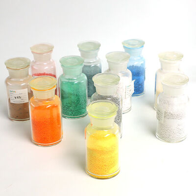 Công thức phân tử C3H6N6 Hạt Melamine Lý tưởng cho Nhiệt độ bể 80-90 độ C và Nhiệt độ thăng hoa 300 độ